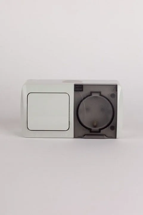 Блок с розеткой и выключателем Elbi Eleсtriс Eva 554-011500-920