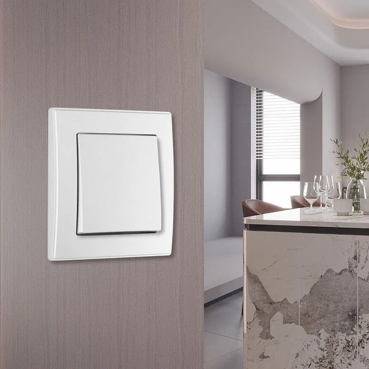 Выключатель одноклавишный Arte Milano SET06-1 SET06-1-30-1 white