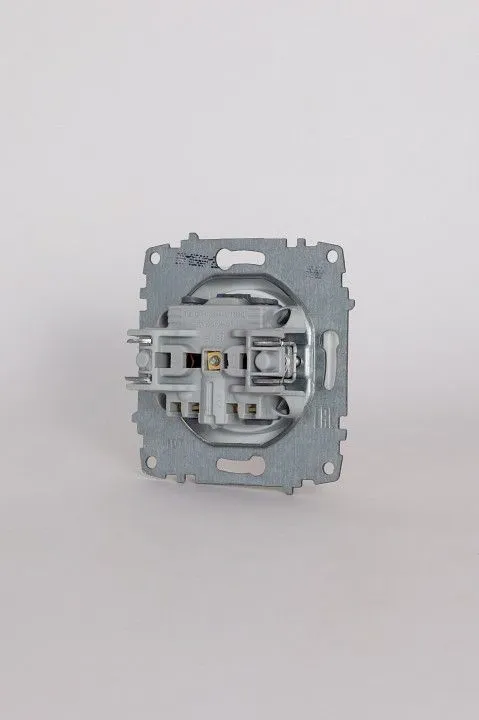 Розетка без заземления, без рамки Elbi Eleсtriс Zena Vega 609-015600-215