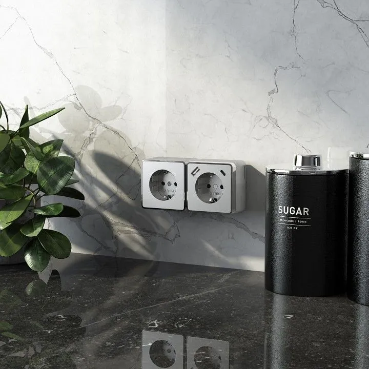 Розетка с заземлением и со шторками и USB Werkel Gallant (серебряный) W5071706