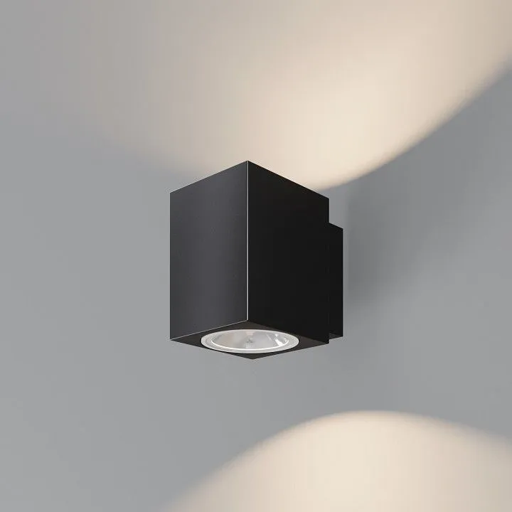 Накладной светильник Maytoni Outdoor Блок O507WL-L10B3K