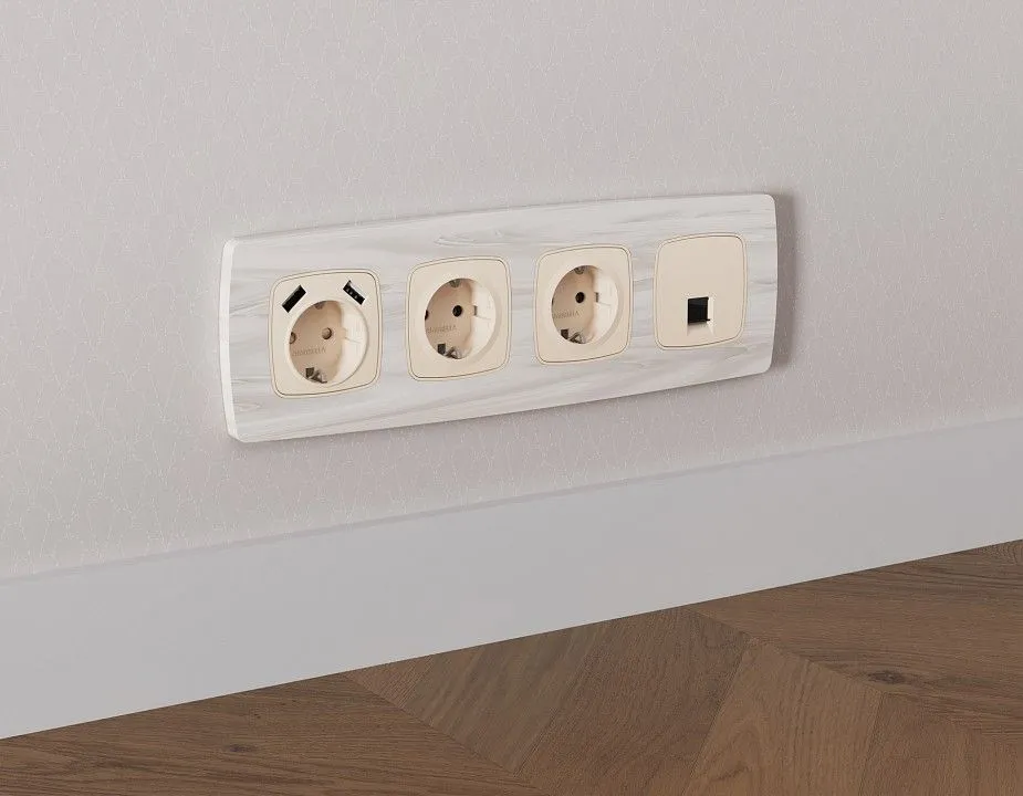 Розетка Ethernet RJ-45 и со шторками, без рамки Ambrella Volt OMEGA MO332005