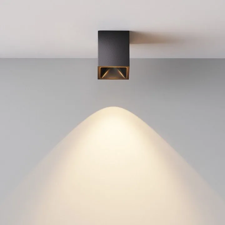 Накладной светильник Maytoni Technical Альфа C065CL-8W3K-SQ-B