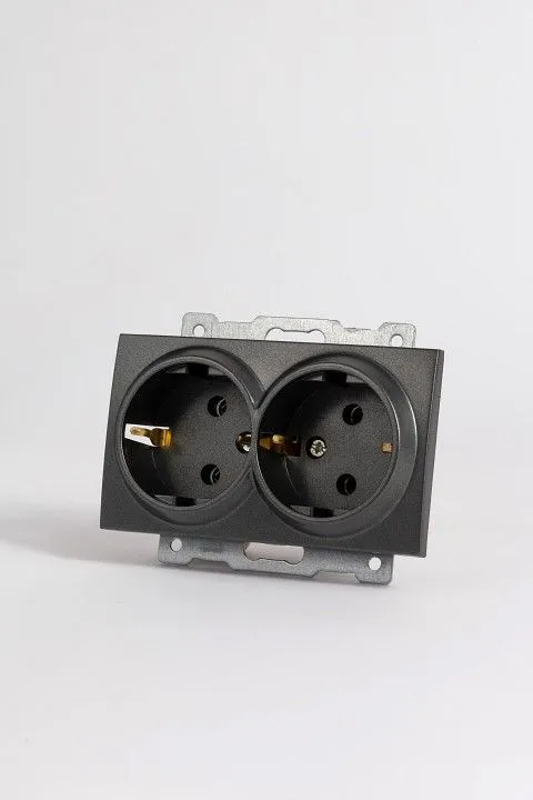 Розетка двойная с заземлением, без рамки Elbi Eleсtriс Zena Vega 609-011100-907