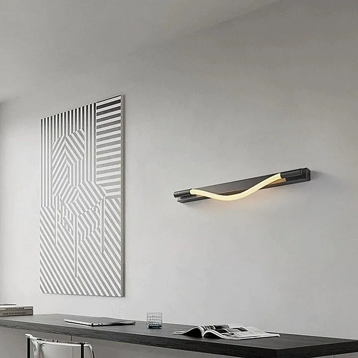 Накладной светильник LIGHTERA Tura LE103W-80B