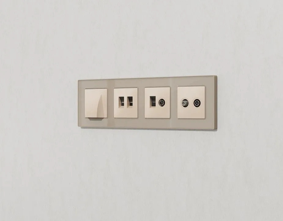 Накладка для ТВ-розетки и RJ-11 или RJ-45 Ambrella Volt ALFA AP3325