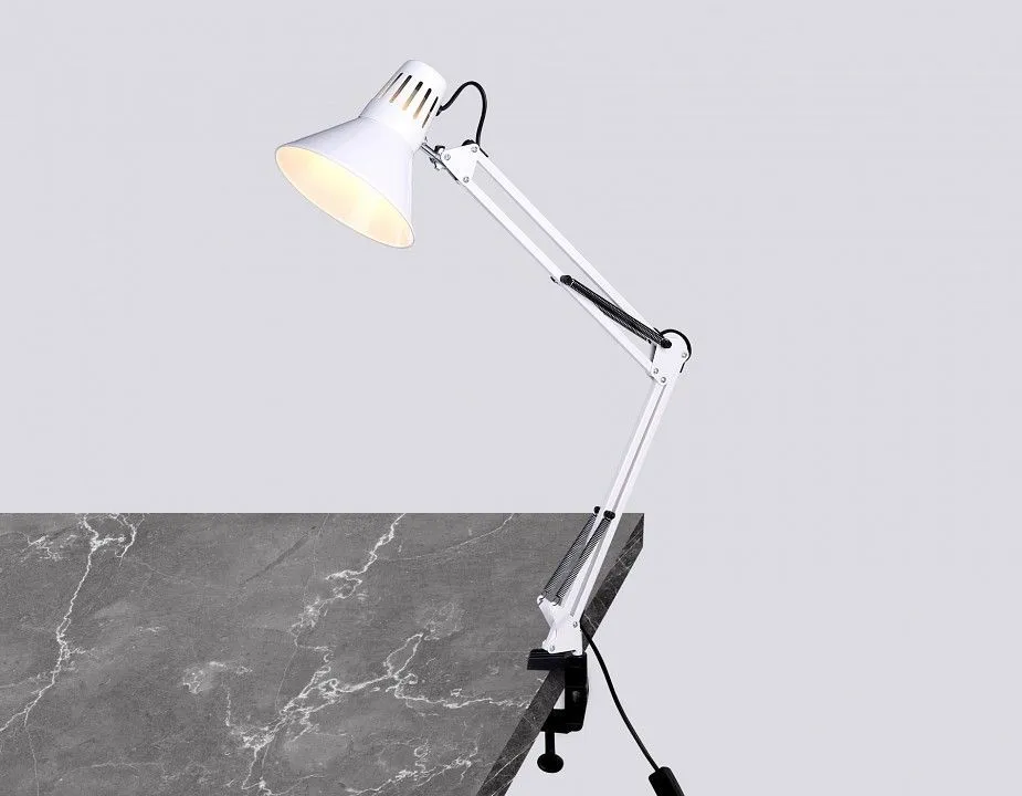 Настольная лампа офисная Ambrella Light DE DE7719