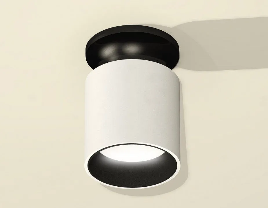 Накладной светильник Ambrella Light XS XS6301122