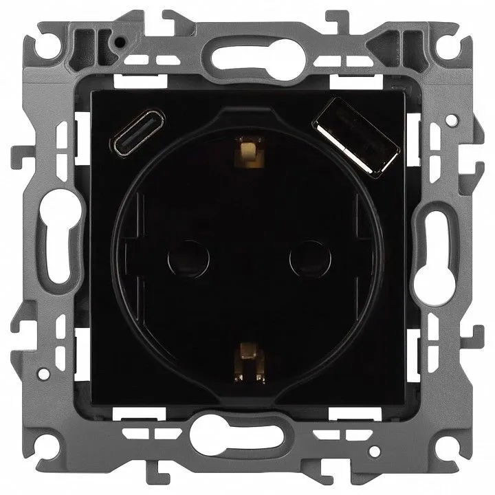 Розетка с заземлением и со шторкой и 2хUSB, без рамки Эра Эра 12 12-4108-06