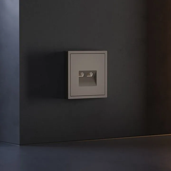 Накладка для розетки RJ-11 или RJ-45 Voltum S70 VLS001414