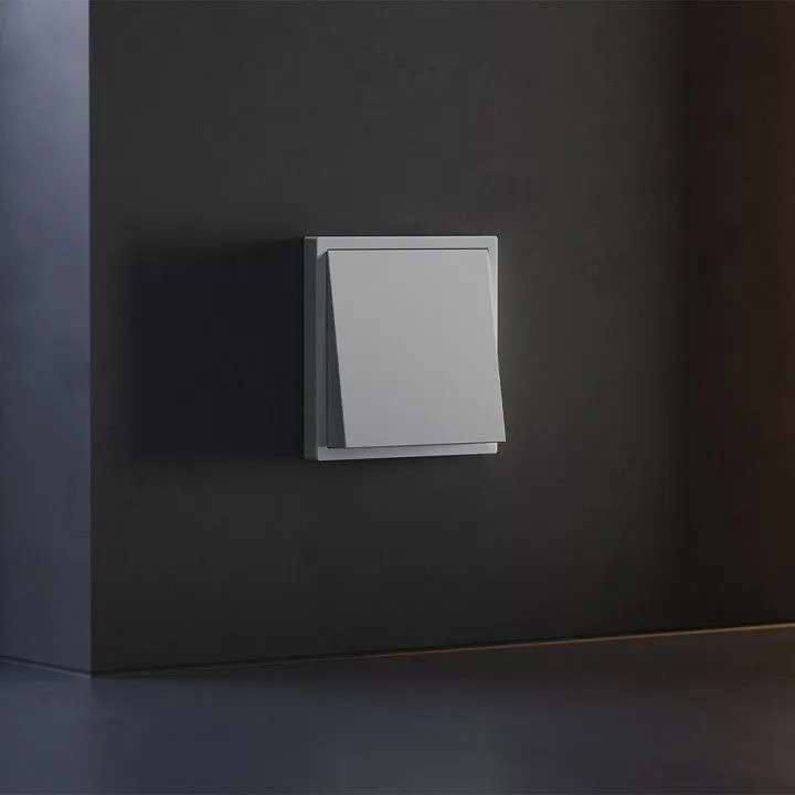 Розетка для вывод кабеля Voltum S70 VLS080216