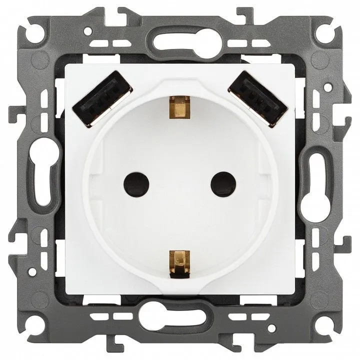 Розетка с заземлением и со шторкой и 2хUSB, без рамки Эра Эра 12 12-4109-01М