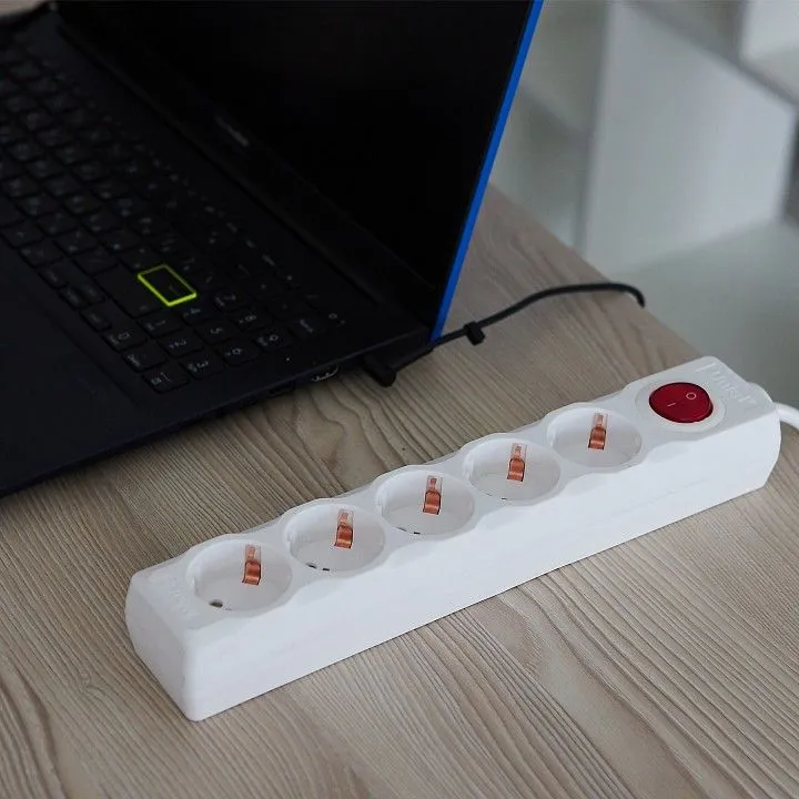 Удлинитель с выключателем Uniel S-Gsu5 UL-00001747