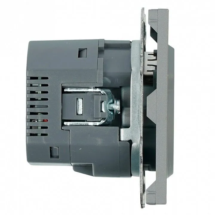 Розетка с заземлением и со шторкой и 2хUSB type A и C, без рамки Stekker Эмили 50219