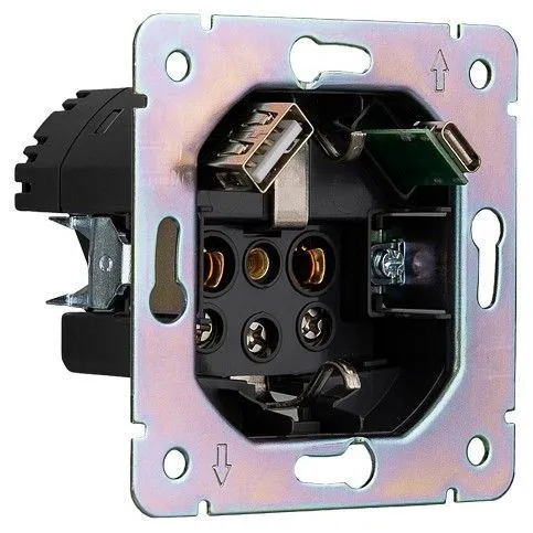 Розетка с заземлением и со шторкой и 2хUSB, без рамки Kranz STRONG KR-78-0704-8