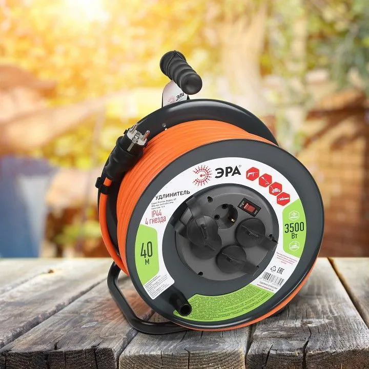 Удлинитель с выключателем Эра  RMx-4es-3x2.5-40m-IP44