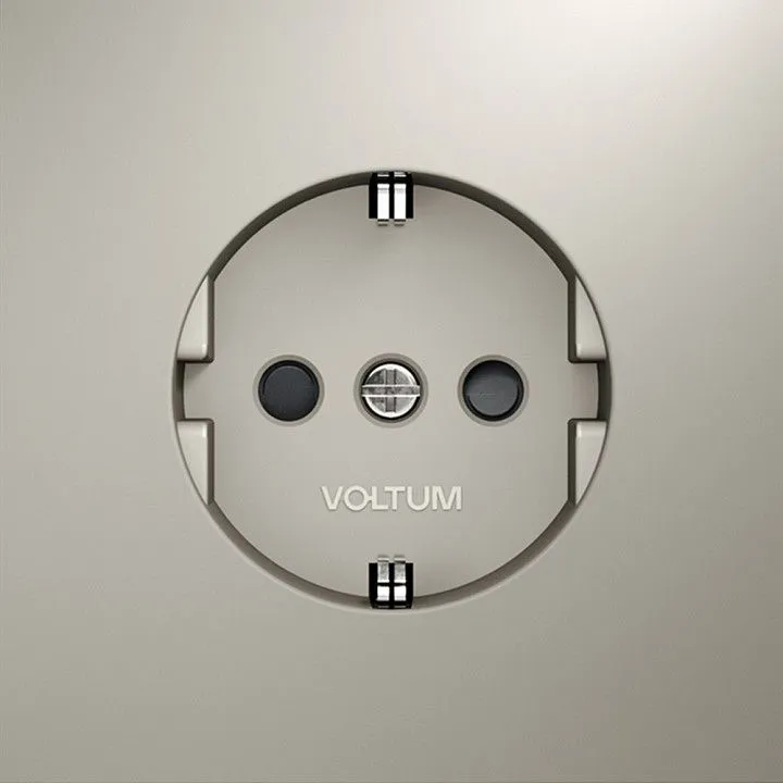 Розетка с заземлением и со шторкой, без рамки Voltum S70 VLS040203