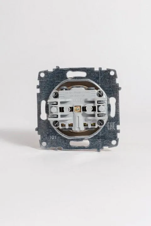 Розетка без заземления, без рамки Elbi Eleсtriс Zena Vega 609-011400-215