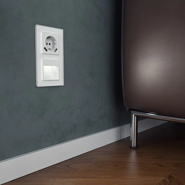 Розетка с заземлением и со шторками и 2хUSB, без рамки Werkel белый W1171501