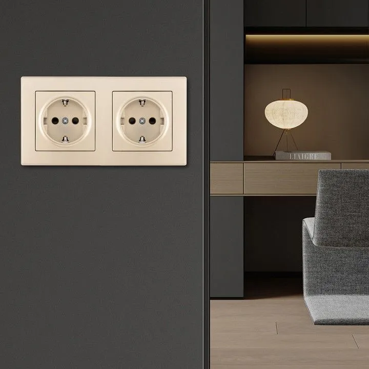 Розетка с заземлением и со шторкой Arte Milano SET06-2 SET06-2-40-1x2 shampan