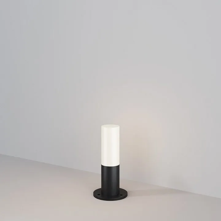 Наземный низкий светильник Maytoni Outdoor Уиллис O418FL-01B