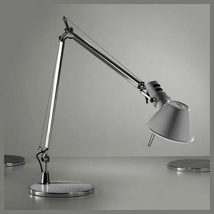 Настольная лампа офисная Artemide  A011800