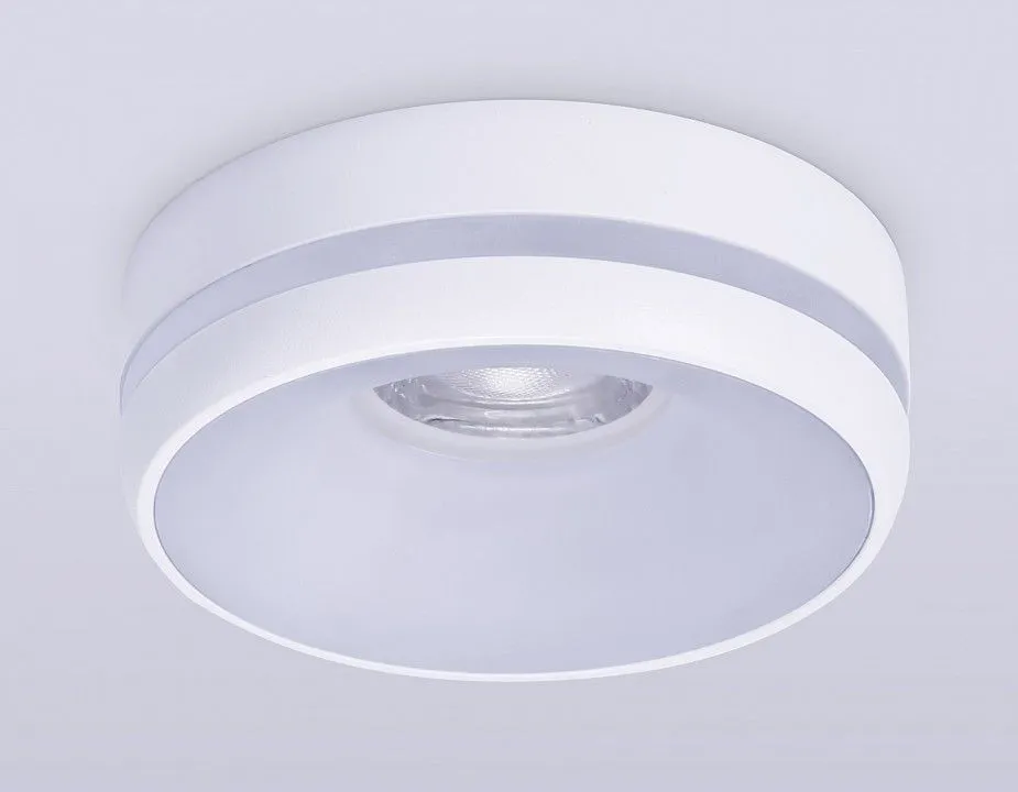 Встраиваемый светильник Ambrella Light TN TN3333
