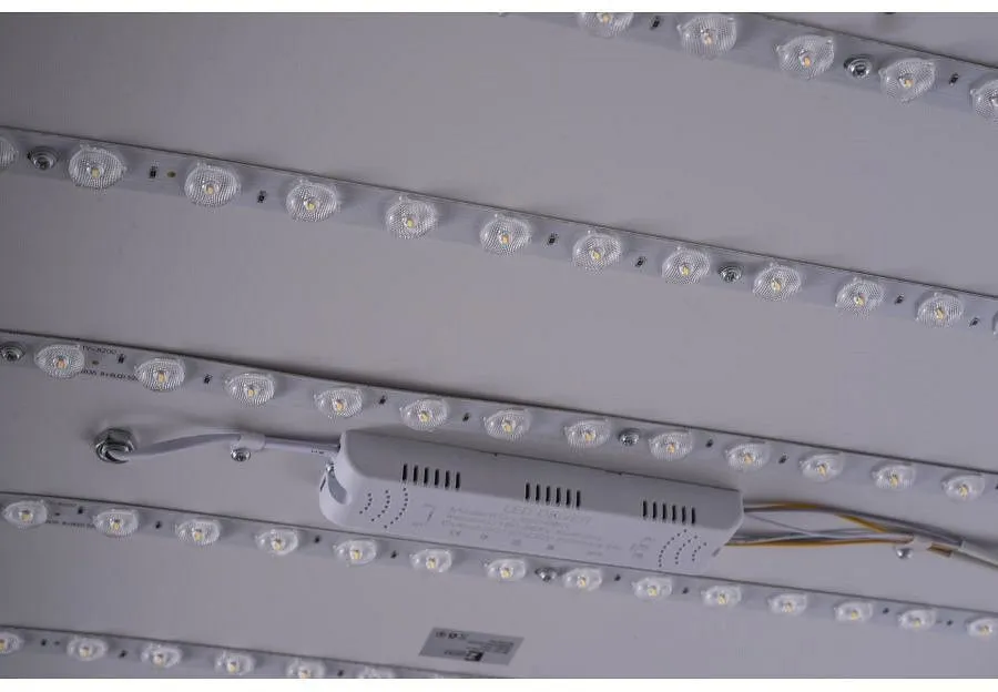 Подвесная люстра Zortes Rony ZRS.1209.06