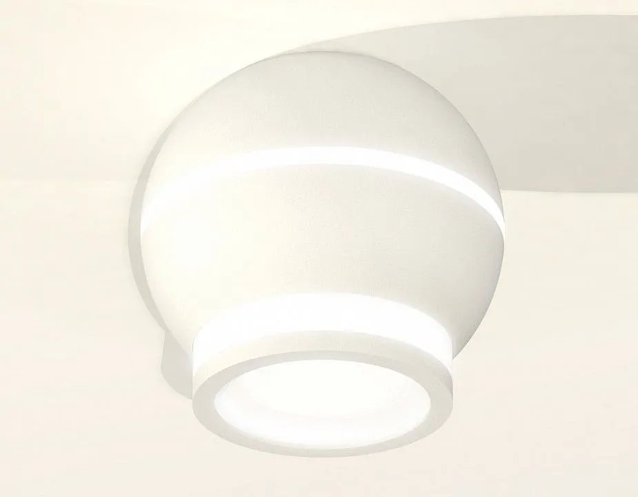Накладной светильник Ambrella Light XS XS1101040