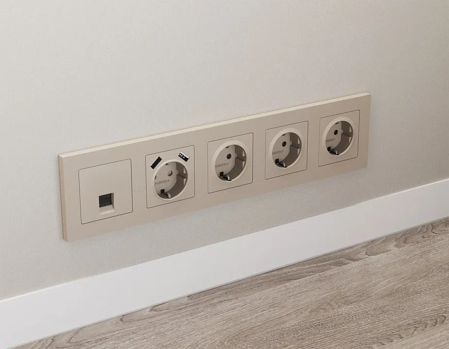 Розетка Ethernet RJ-45 и со шторками, без рамки Ambrella Volt ALFA MA372005
