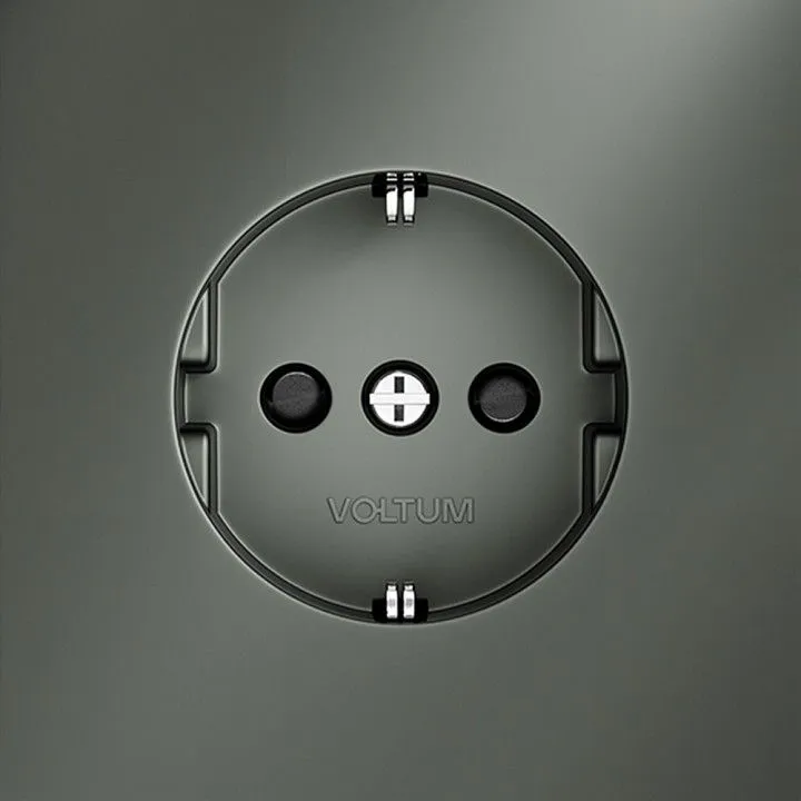 Розетка с заземлением и со шторкой, без рамки Voltum S70 VLS040206
