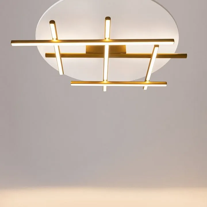 Потолочная люстра Maytoni Радианс MOD278CL-L50G3K