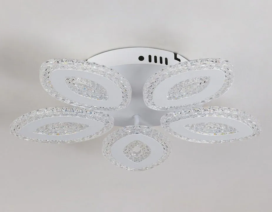 Потолочная люстра Ambrella Light FA FA4015