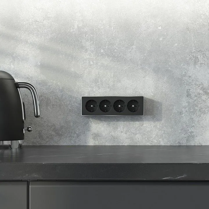 Розетка четверная с заземлением и со шторками Werkel Gallant W5072258