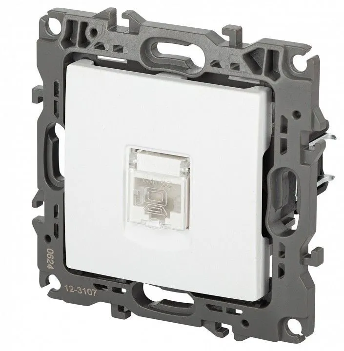 Розетка Ethernet RJ-45 без рамки Эра Эра 12 12-3107-01М