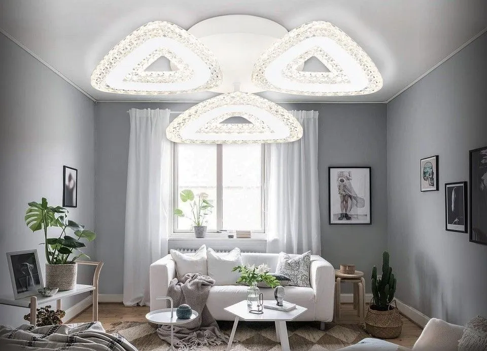 Потолочная люстра Ambrella Light FA FA4018