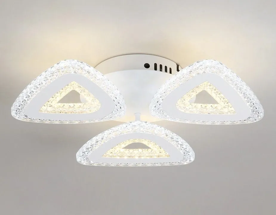 Потолочная люстра Ambrella Light FA FA4018