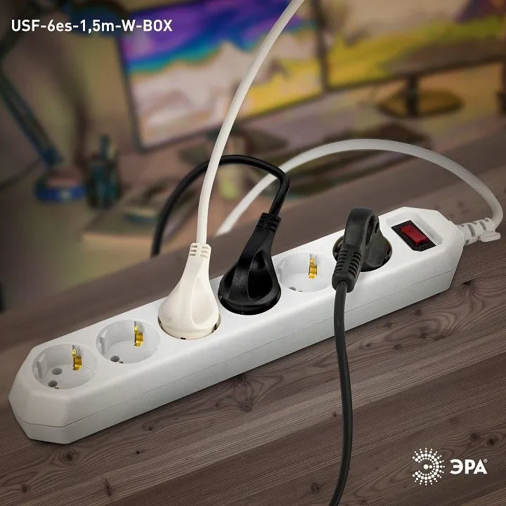 Удлинитель с выключателем Эра  USF-6es-1,5m-W-BOX
