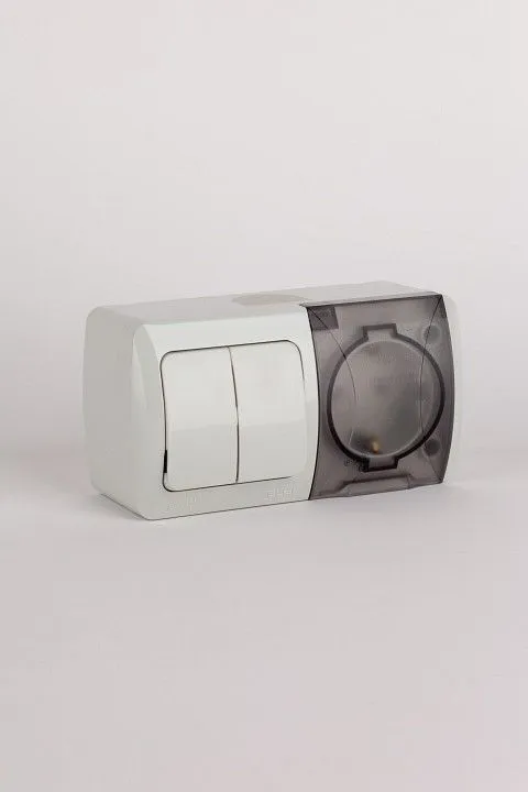 Блок с розеткой и выключателем Elbi Eleсtriс Eva 554-011500-922