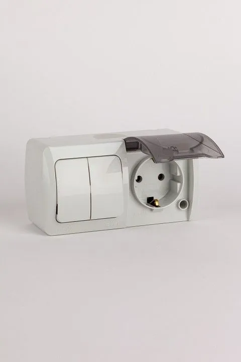 Блок с розеткой и выключателем Elbi Eleсtriс Eva 554-011500-922