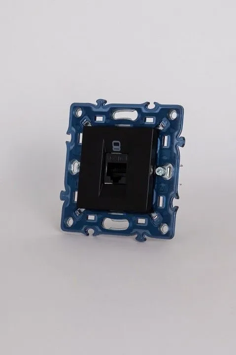 Розетка Ethernet RJ-45 без рамки Elbi Eleсtriс Moda Vox 611-044832-247