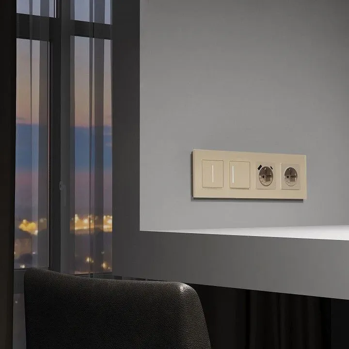 Рамка на 4 поста Werkel Senso (шампань, стекло soft-touch) W0043111
