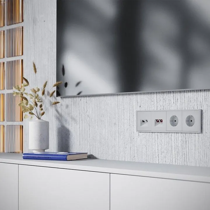 Накладка для ТВ-розетки и RJ-11 или RJ-45 Voltum S70 VLS002716