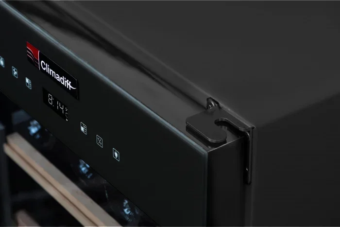Винный шкаф Climadiff CD110B1