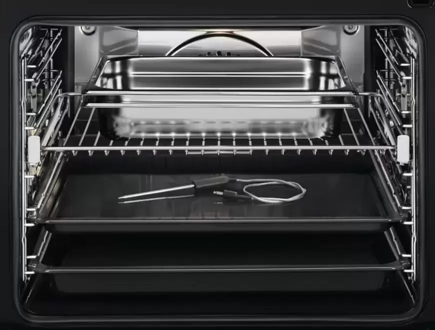 Духовой шкаф Electrolux EOABS39WZ