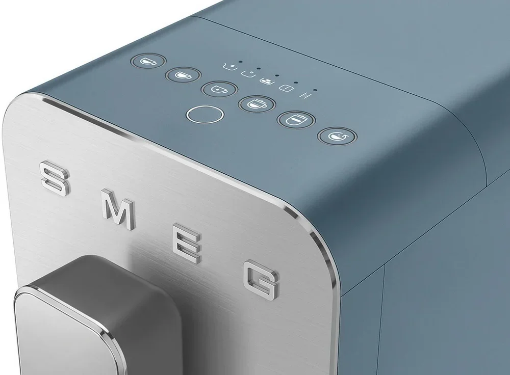 Кофемашина Smeg BCC13SBMEU