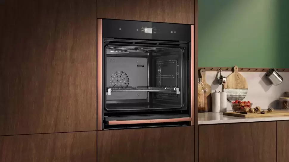 Духовой шкаф с паром Neff B59FS3AY0
