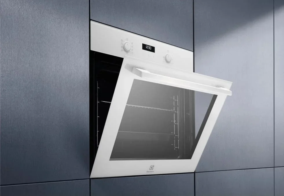 Духовой шкаф Electrolux EOF5F50BV