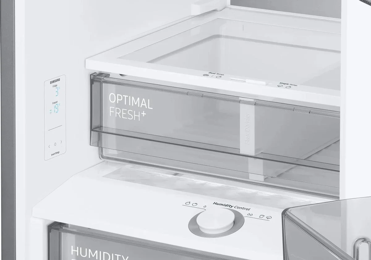 Холодильник Samsung RB38C7B4EB1/EF