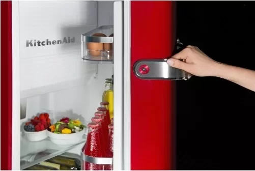 Холодильник KitchenAid KCFME 60150R